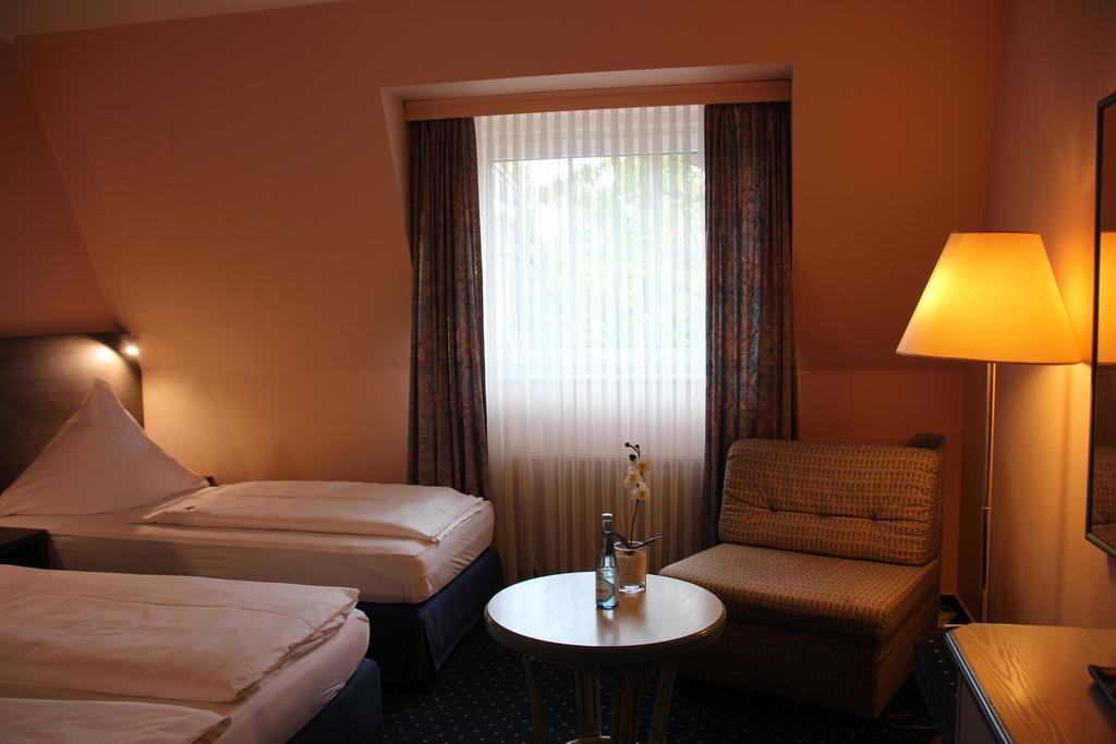 Hotel Nordic Norderstedt Extérieur photo