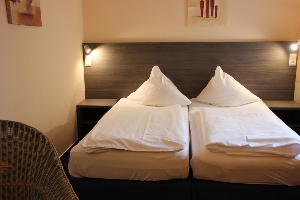 Hotel Nordic Norderstedt Extérieur photo