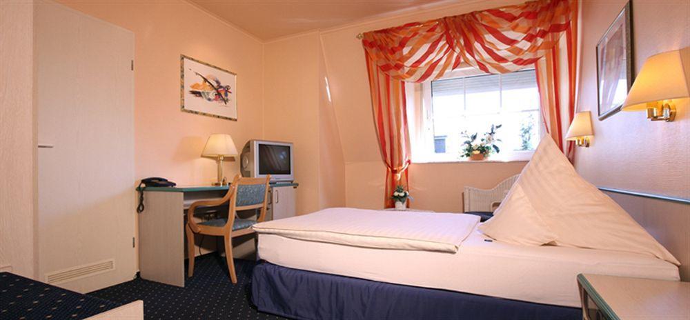 Hotel Nordic Norderstedt Extérieur photo