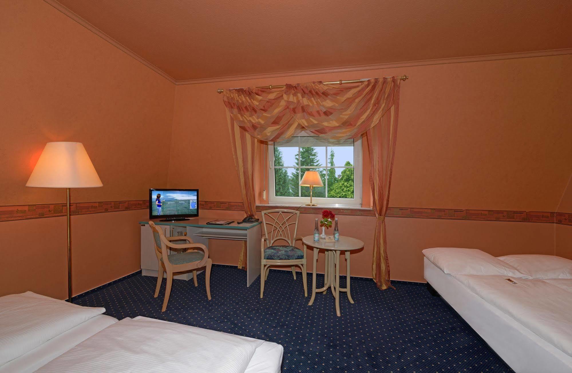Hotel Nordic Norderstedt Extérieur photo